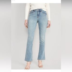 Old Navy High-Waisted Kicker Boot-Cut Jeans for Women Light Wash, 12 Petite